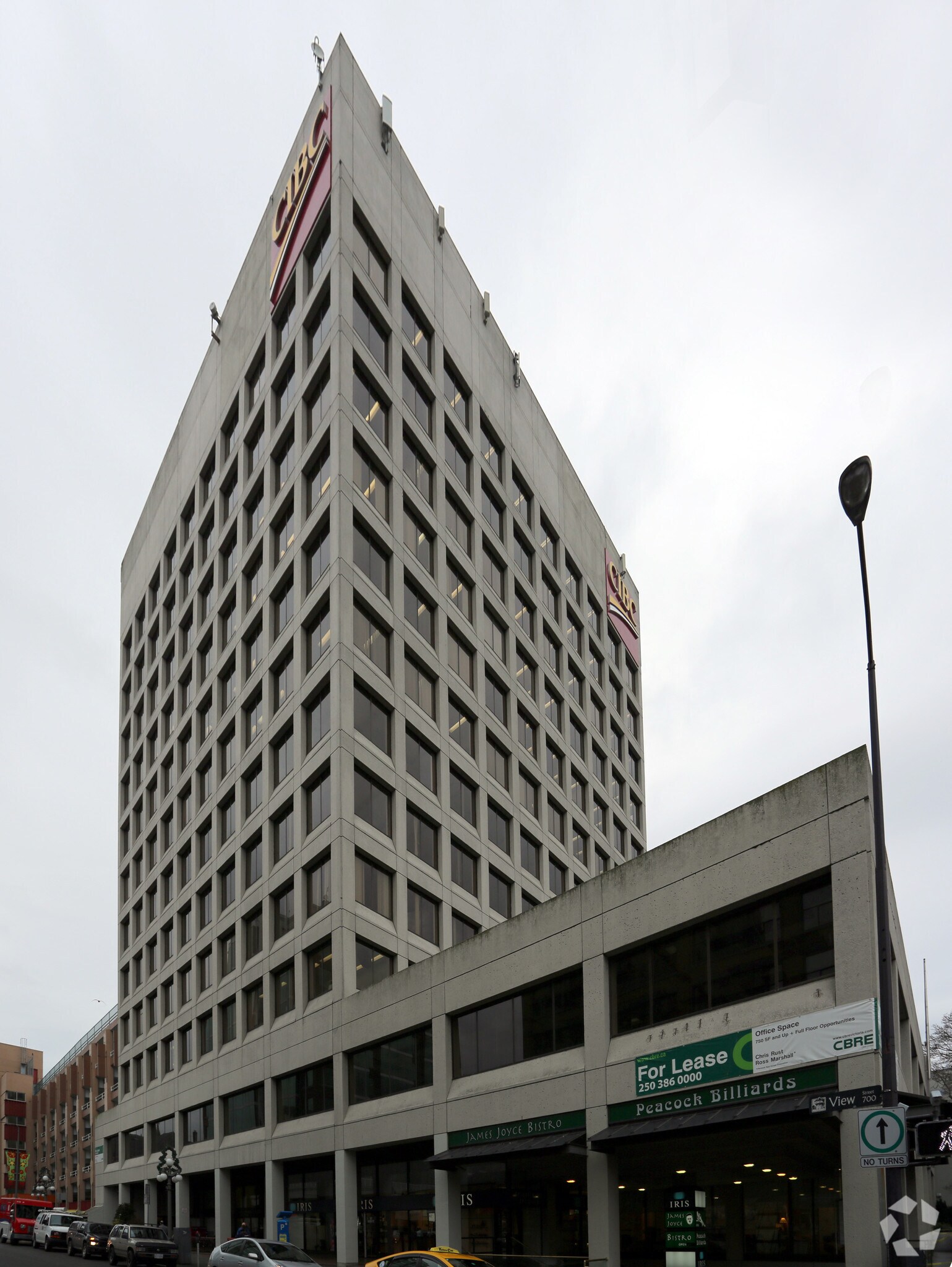 1175 Douglas St, Victoria, BC à louer Photo du bâtiment- Image 1 de 4