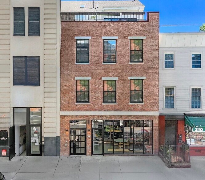 212 Franklin St, Brooklyn, NY à vendre - Photo du bâtiment - Image 1 de 19