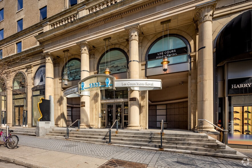 1555 Rue Peel, Montréal, QC à louer - Photo du bâtiment - Image 3 de 42