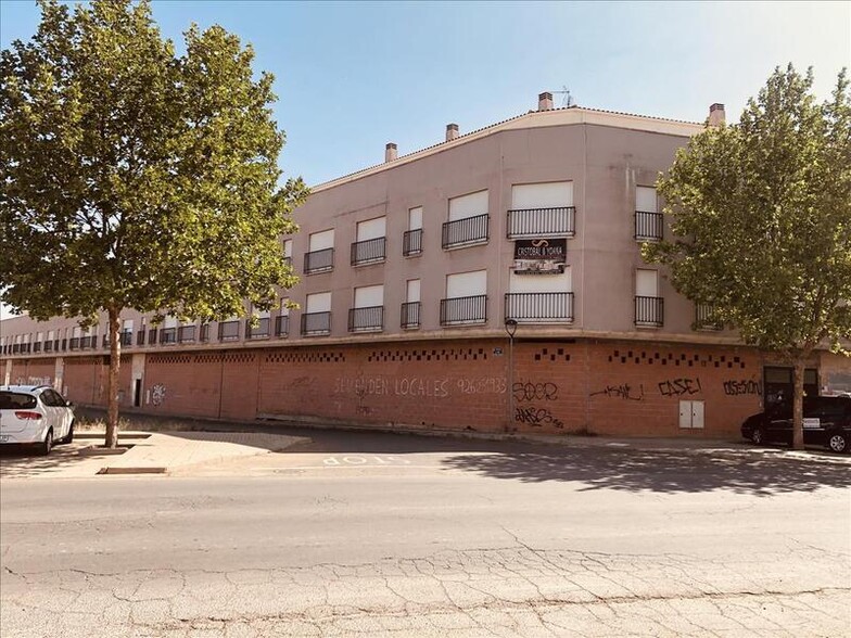 Carretera de Daimiel, Malagón, Ciudad Real for sale - Building Photo - Image 1 of 11