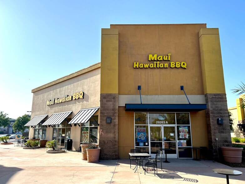 29335 Central Ave, Lake Elsinore, CA à louer - Photo du bâtiment - Image 2 de 3