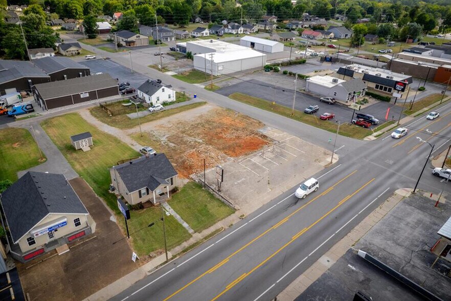 1340 US 31W Byp, Bowling Green, KY à vendre - Photo du bâtiment - Image 3 de 8