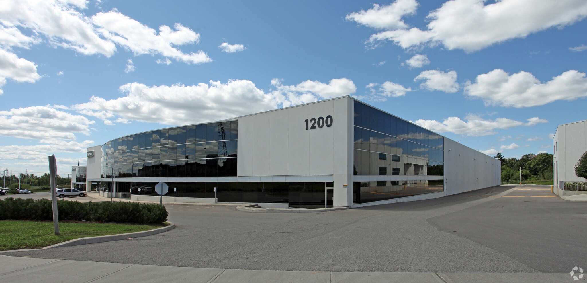 1200 Rodick Rd, Markham, ON à vendre Photo principale- Image 1 de 1