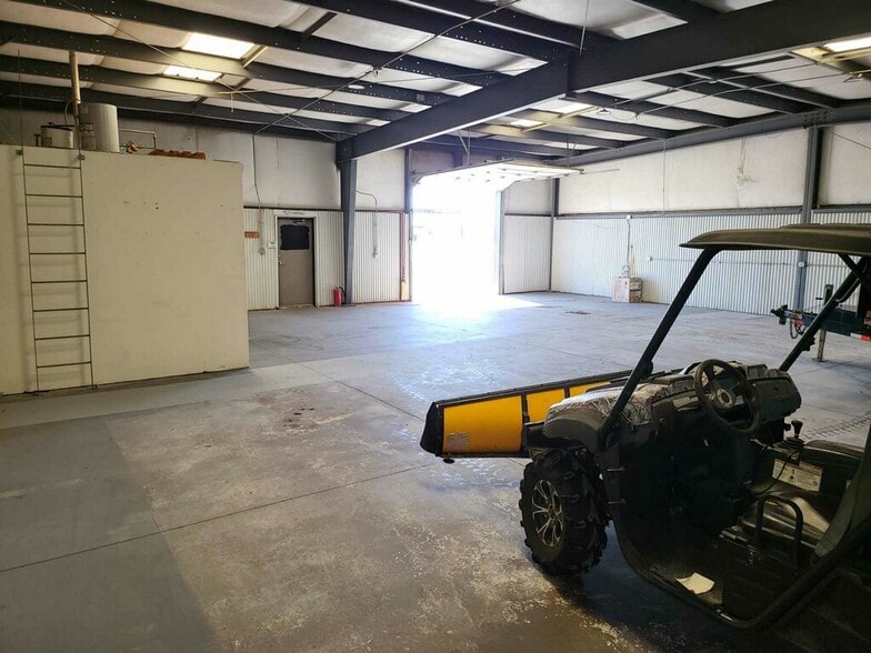 589 E Industrial Blvd, Pueblo West, CO for lease - Interior Photo - Image 3 of 6