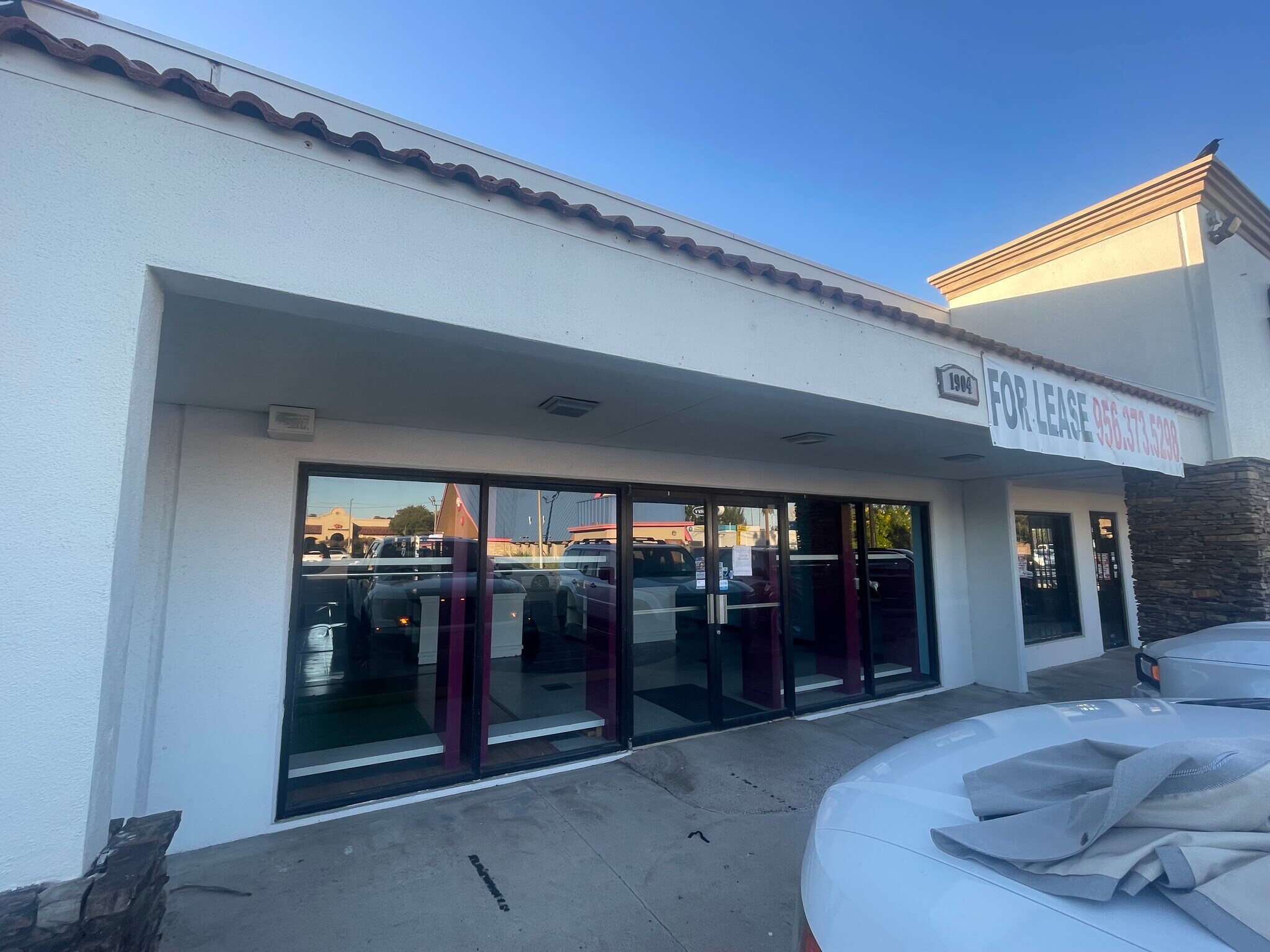 1902-1906 S 10th St, McAllen, TX for lease Interior Photo- Image 1 of 2