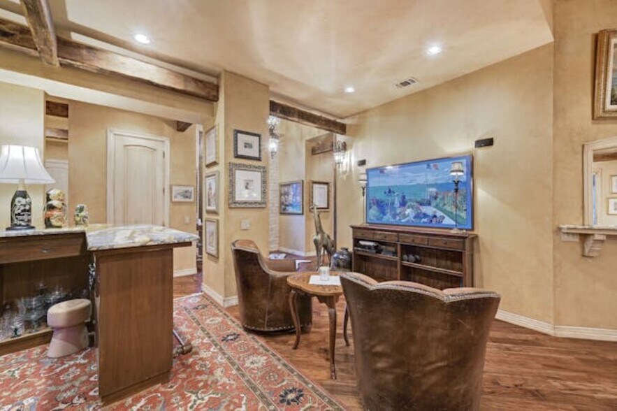 2305 Barton Creek Blvd, Austin, TX à vendre - Photo du bâtiment - Image 3 de 17