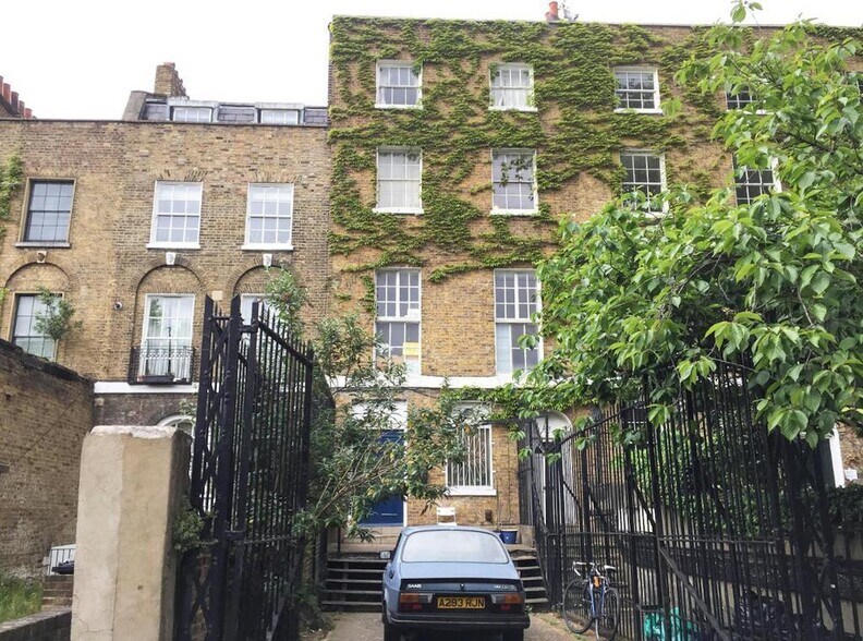 237 Hackney Rd, Londres à louer - Photo du bâtiment - Image 3 de 12