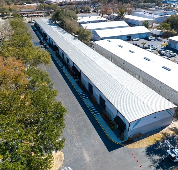 1720 N Goldenrod Rd, Orlando, FL for lease - Building Photo - Image 2 of 2