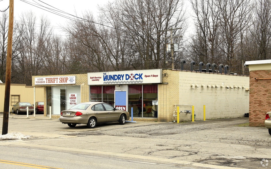 140 Lear Rd, Avon Lake, OH à vendre - Photo du bâtiment - Image 2 de 9