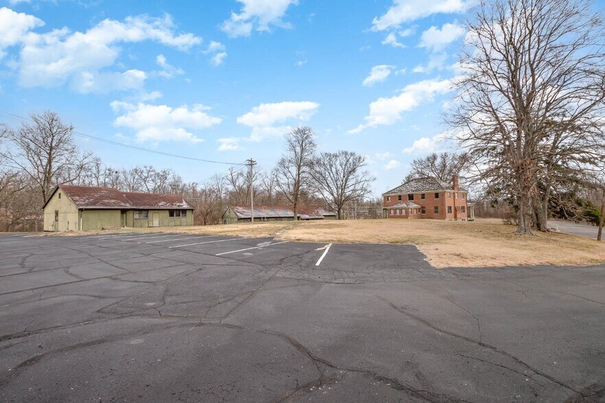 1805 Miles Rd, Cincinnati, OH à vendre - Photo du bâtiment - Image 3 de 8