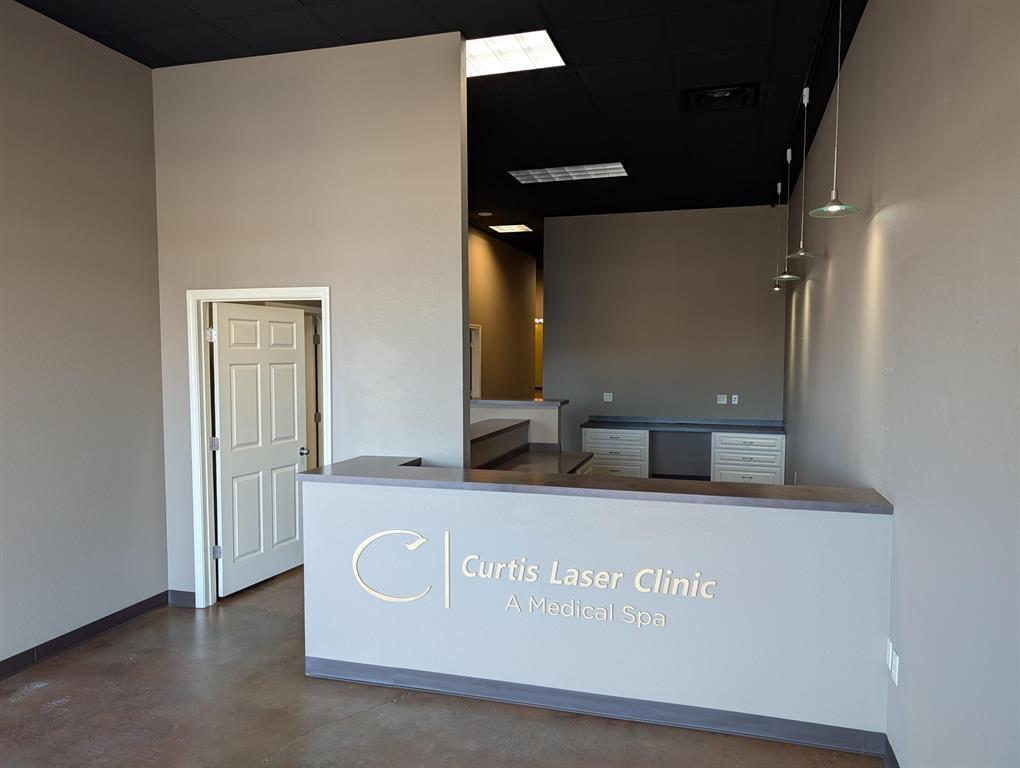 1633 E Beebe Capps Expy, Searcy, AR for lease Building Photo- Image 1 of 9