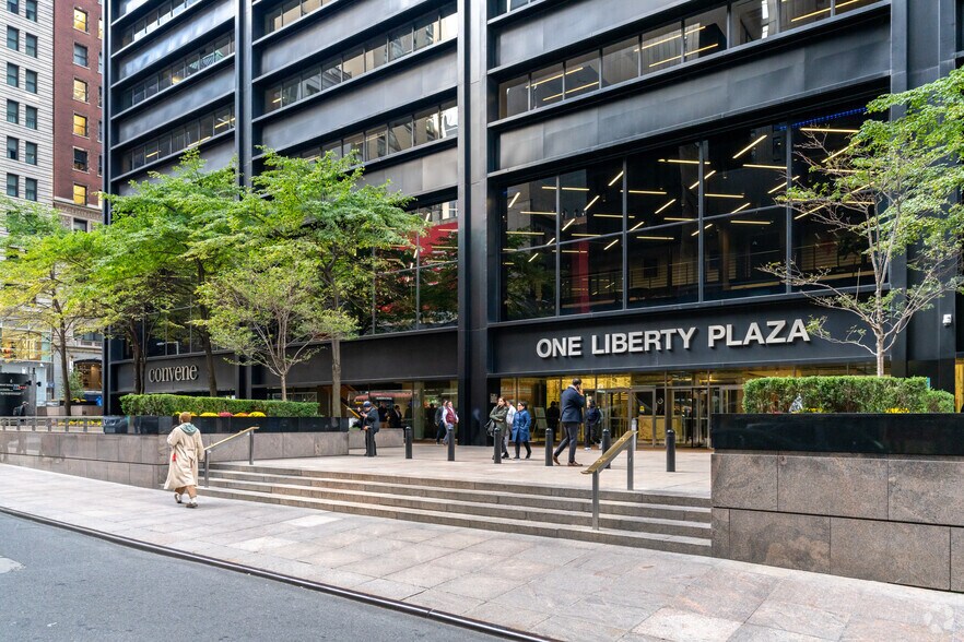 1 Liberty Plz, New York, NY à louer - Photo du bâtiment - Image 2 de 2
