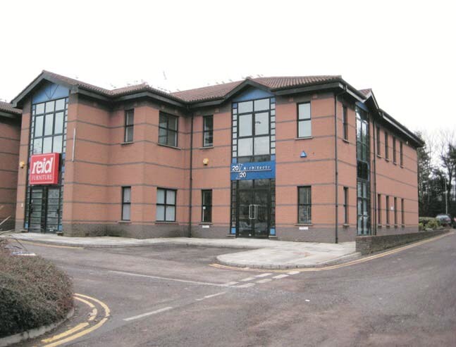 37 Dargan Rd, Belfast à louer - Photo du bâtiment - Image 2 de 2