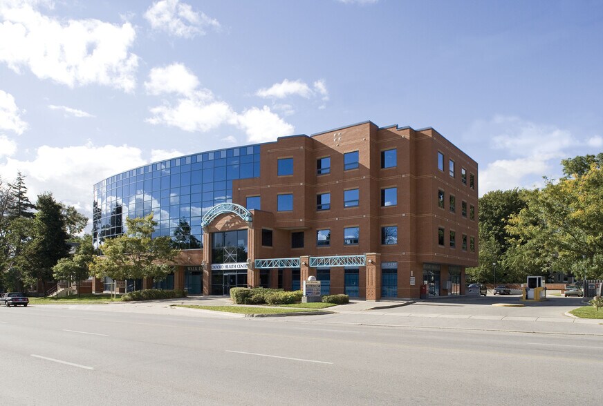 140 E Oxford St, London, ON à louer - Photo du bâtiment - Image 2 de 2