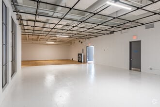 220 36th St, Brooklyn, NY for lease Interior Photo- Image 2 of 11