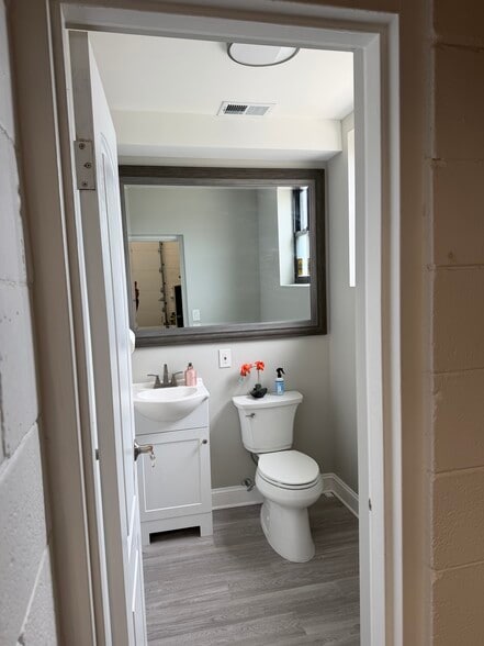 1414 N Campbell Rd, Royal Oak, MI for sale - Building Photo - Image 2 of 11