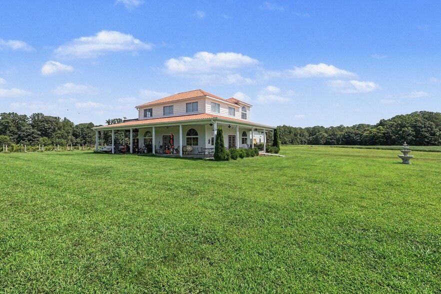 495 Meadow Landing Ln, Caret, VA à vendre - Photo du bâtiment - Image 2 de 83