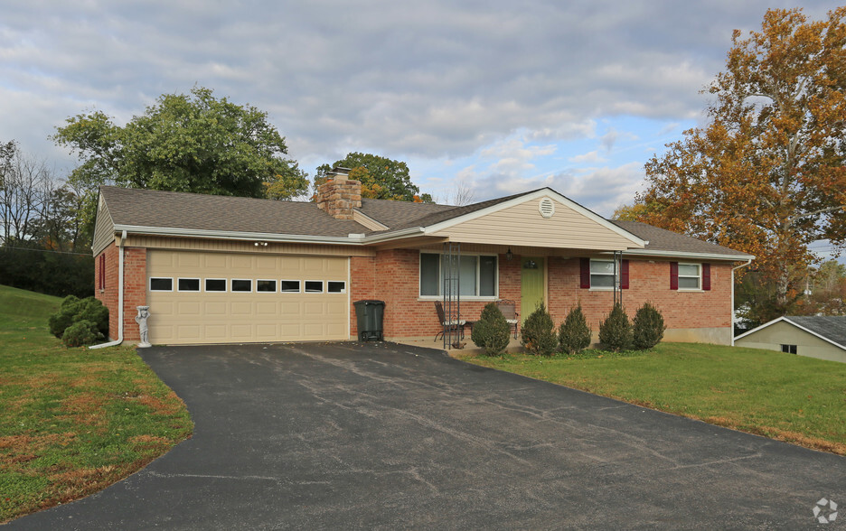 8015 Cincinnati Dayton Rd, West Chester, OH à vendre - Photo principale - Image 1 de 1