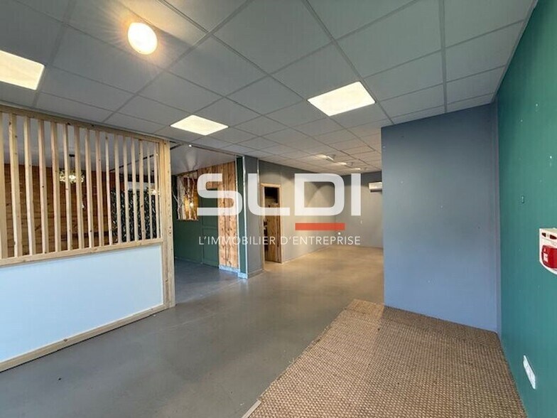 Route De Bourgoin, Diémoz for lease - Interior Photo - Image 3 of 4