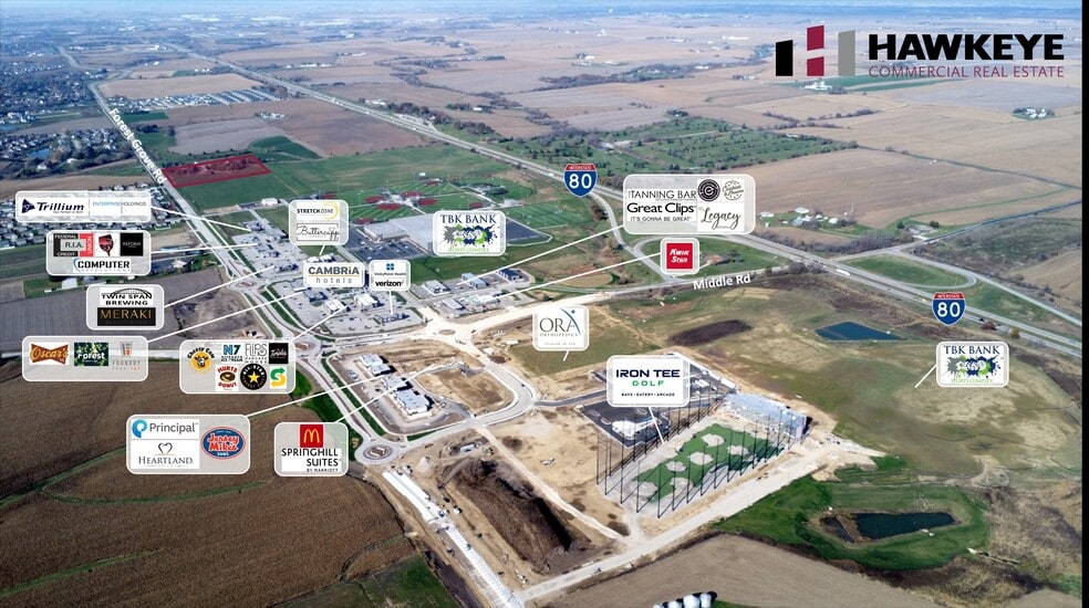 4100 Forest Grove Dr, Bettendorf, IA à vendre - Photo du bâtiment - Image 2 de 2