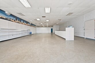 5401-5409 W Sunset Blvd, Los Angeles, CA for lease Interior Photo- Image 2 of 11