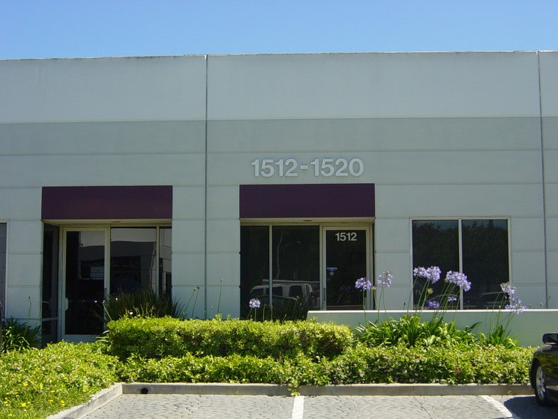 1454-1520 E 33rd St, Signal Hill, CA à vendre - Photo du bâtiment - Image 2 de 5