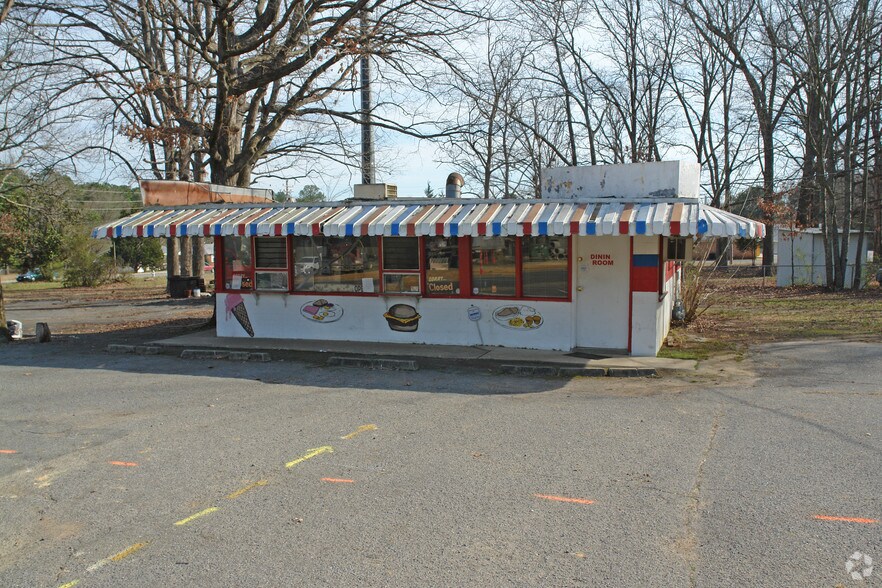 7615 Mabelvale Cut Off Rd, Mabelvale, AR à vendre - Photo du bâtiment - Image 2 de 3