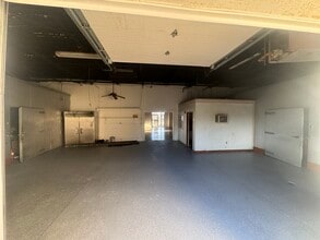 13425 Snow Rd, Brook Park, OH for lease Interior Photo- Image 1 of 18