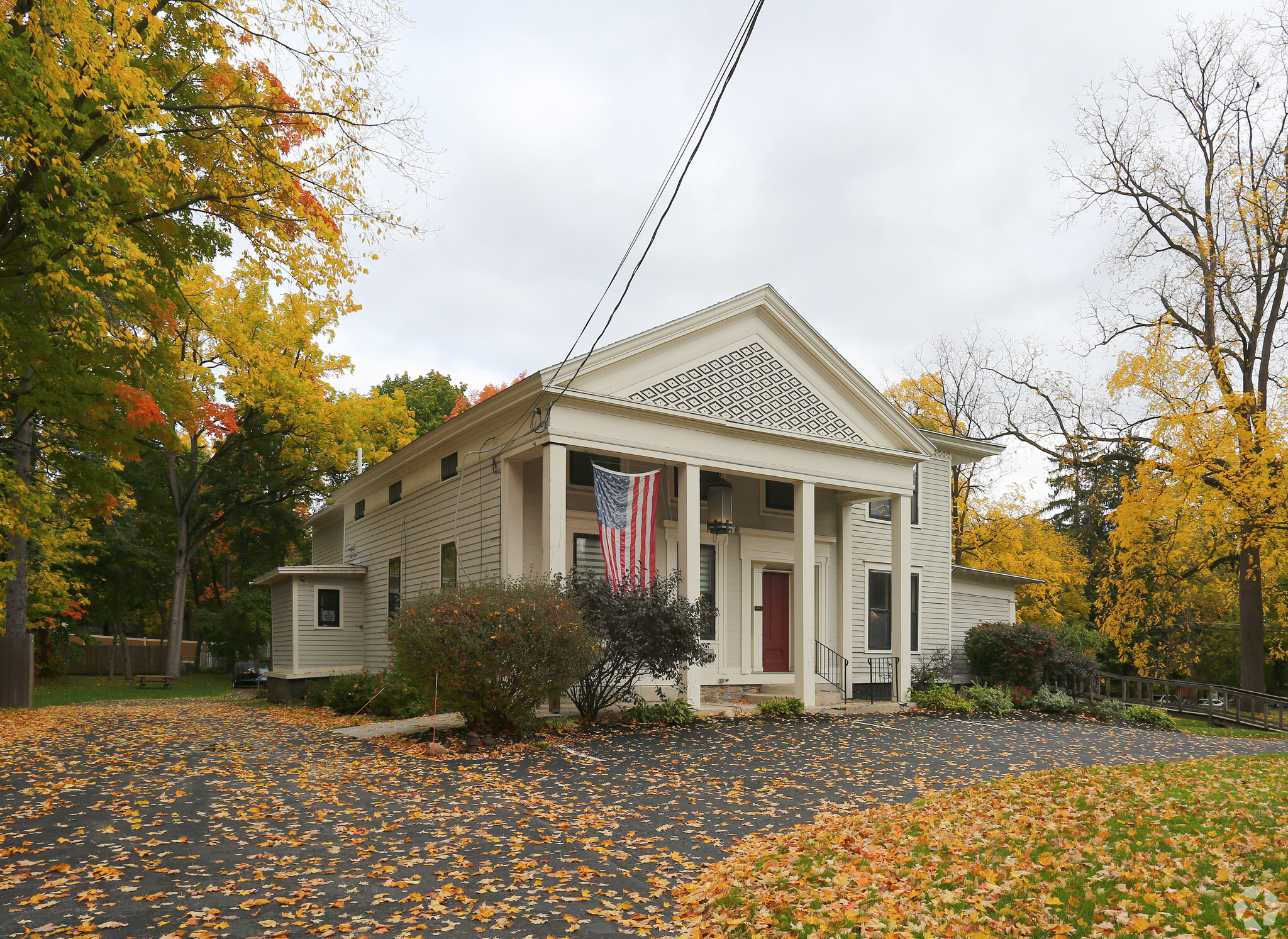 7153 E Genesee St, Fayetteville, NY à vendre Photo principale- Image 1 de 1