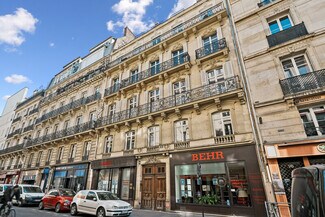 Plus de détails pour 18 Rue Drouot, Paris - Bureau à louer