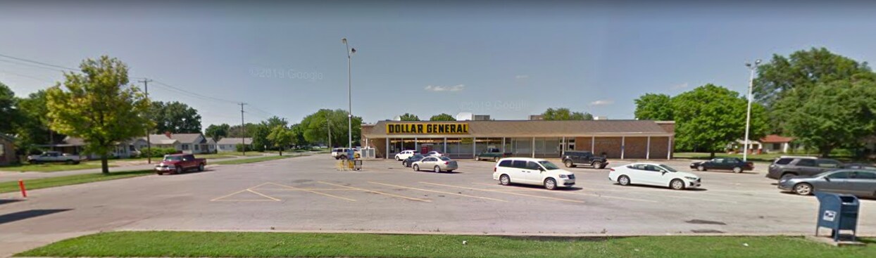 801 W Grand Ave, Ponca City, OK à louer Photo du bâtiment- Image 1 de 3