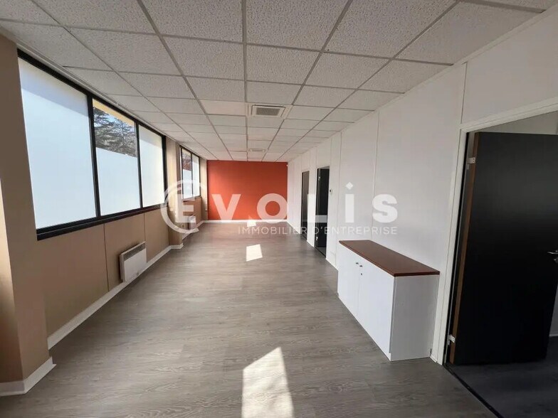 28 Rue Chapsal, Joinville-le-Pont à louer - Photo intérieure - Image 2 de 29