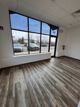 320-352 S Budler Rd, Romeoville, IL for lease Building Photo- Image 2 of 9