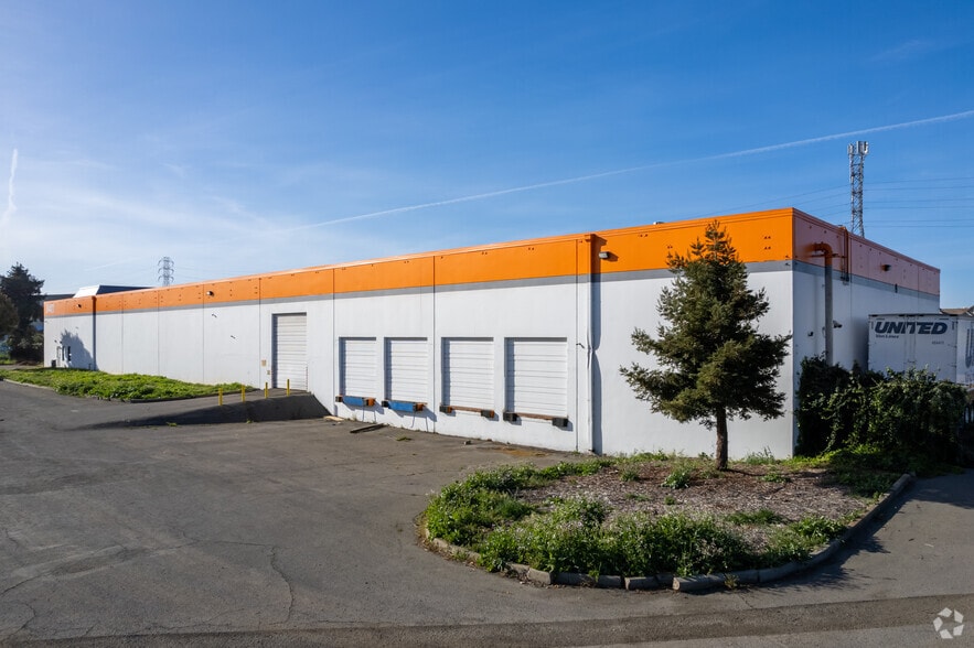 34400 Zwissig Way, Union City, CA for lease - Primary Photo - Image 1 of 7