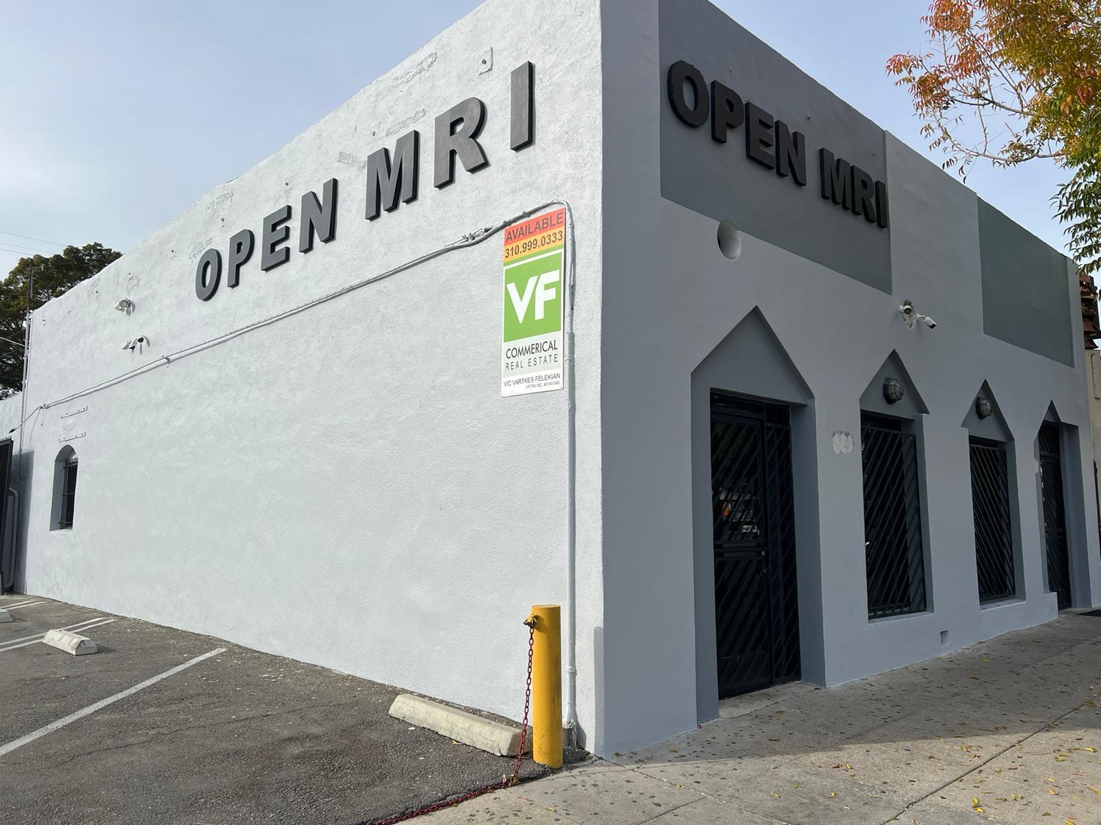 1127 N Vermont Ave, Los Angeles, CA for lease Building Photo- Image 1 of 6