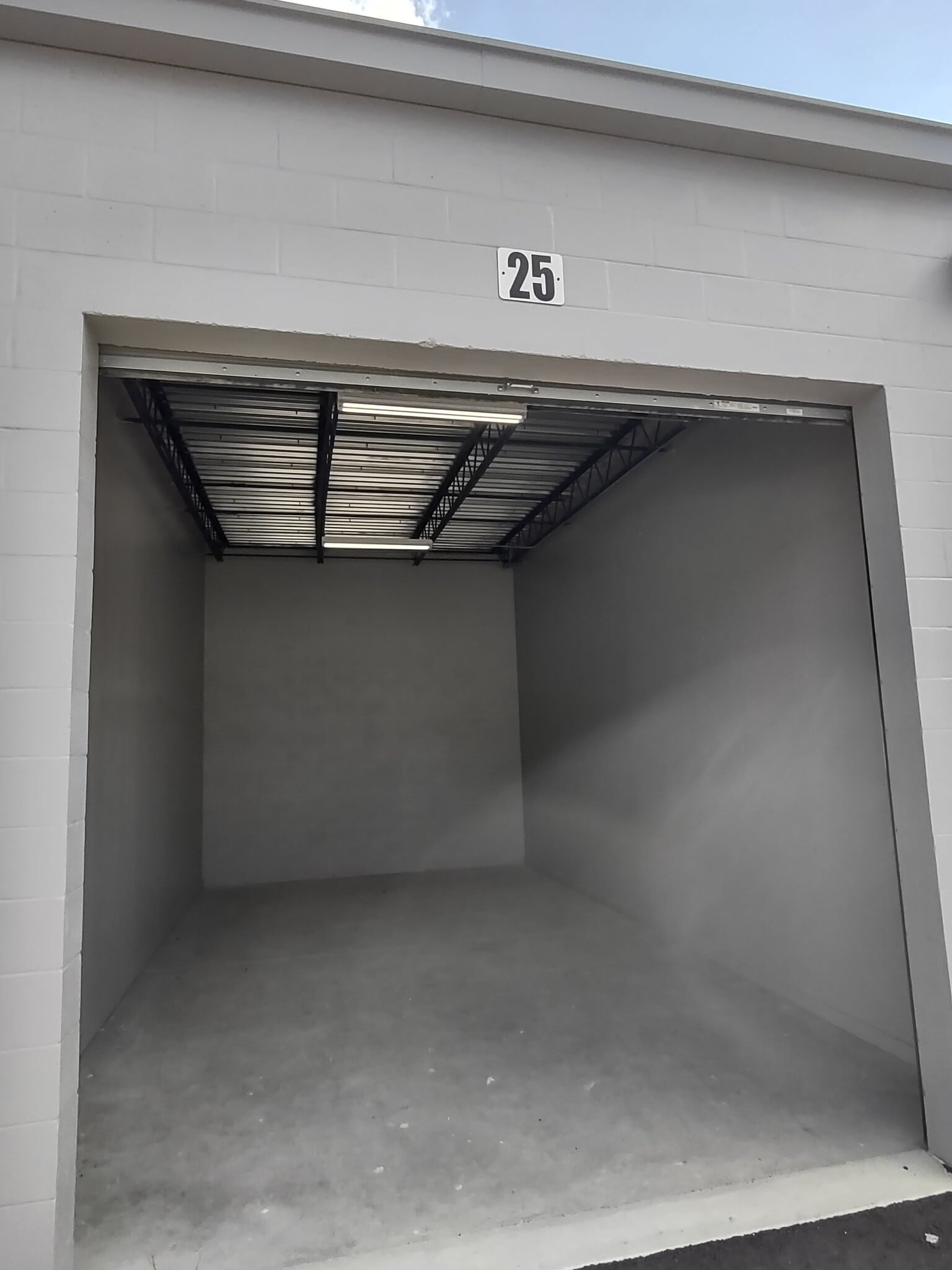 8262 Ulmerton Rd, Largo, FL for lease Building Photo- Image 1 of 8