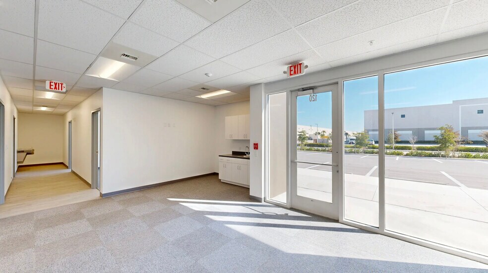 Airport Haul Rd, Fort Myers, FL à louer - Numérisation 3D de Matterport - Image 2 de 10