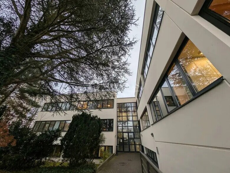 Office in Oberhausbergen for sale - Building Photo - Image 2 of 12