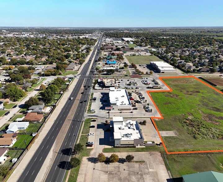 3111 Southwest Pky, Wichita Falls, TX à vendre - Photo du bâtiment - Image 3 de 6