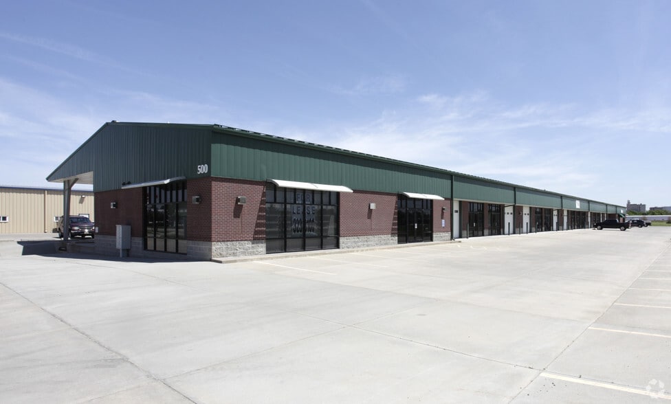500 W South St, Lincoln, NE for lease - Primary Photo - Image 2 of 6