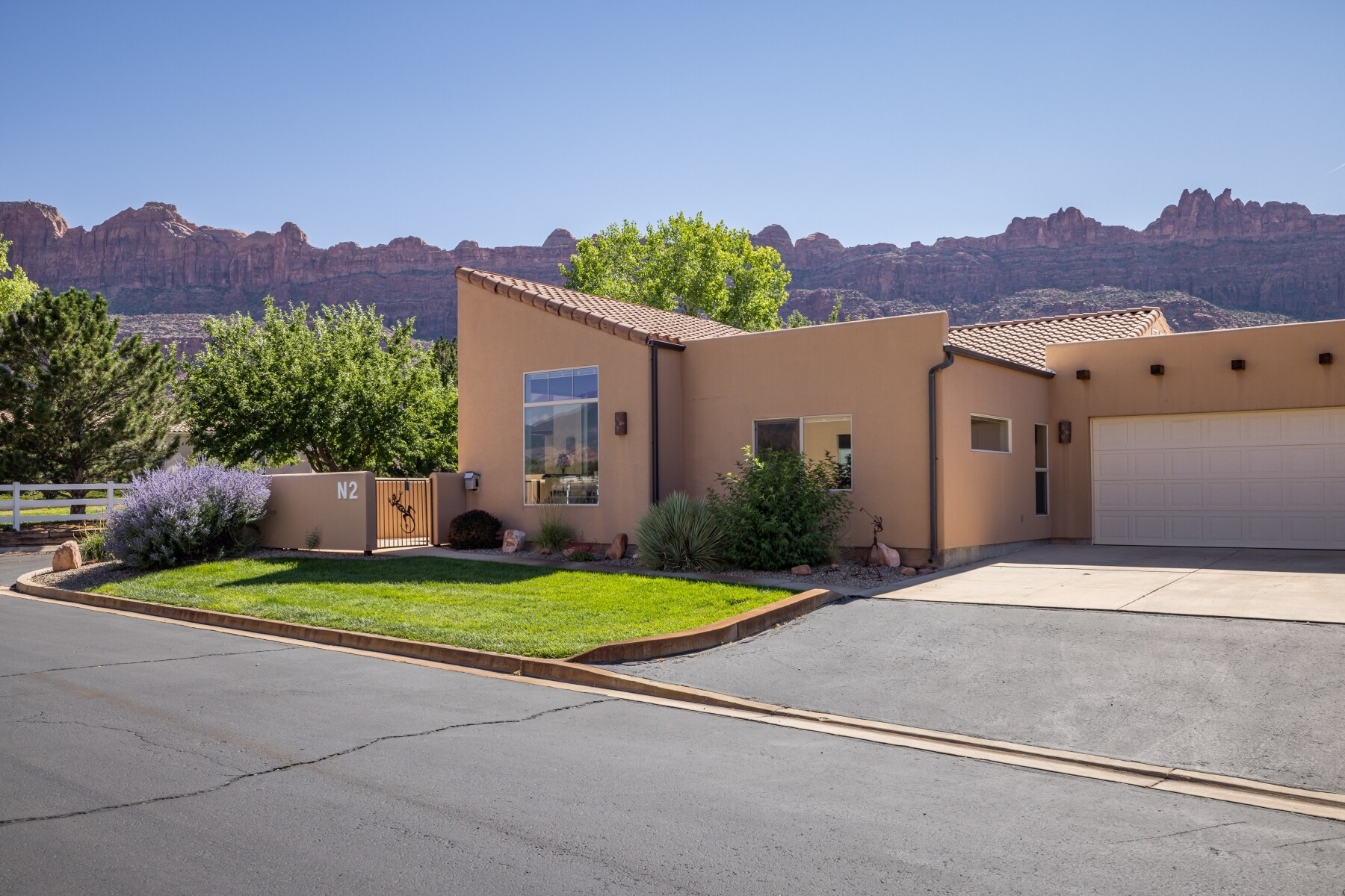 3686 Spanish Valley Dr, Moab, UT for sale Building Photo- Image 1 of 42
