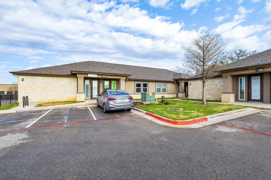 1508 Dessau Ridge Ln, Austin, TX à vendre - Photo du bâtiment - Image 1 de 15