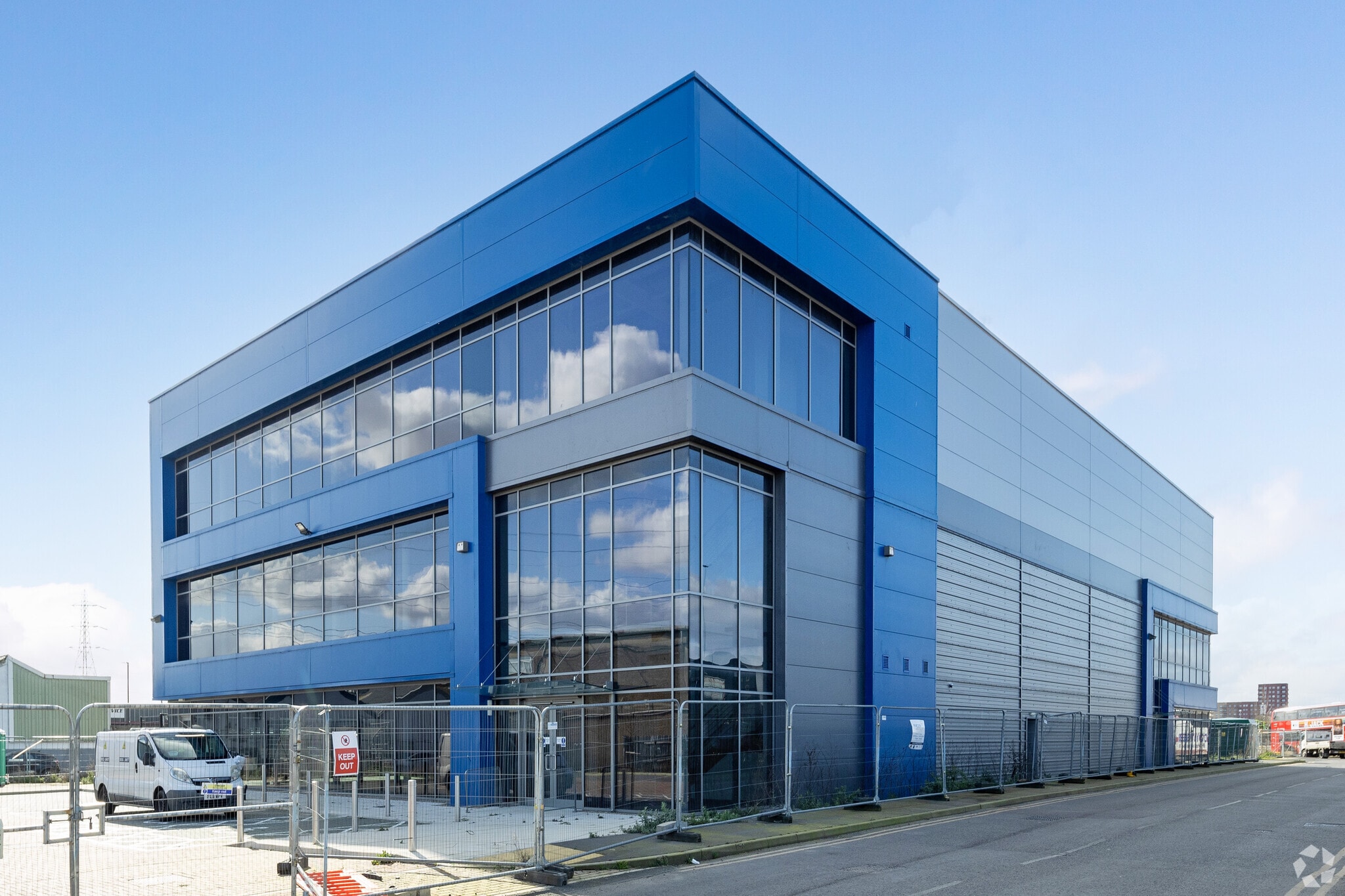 A1 Aytan Park, London for lease Primary Photo- Image 1 of 5