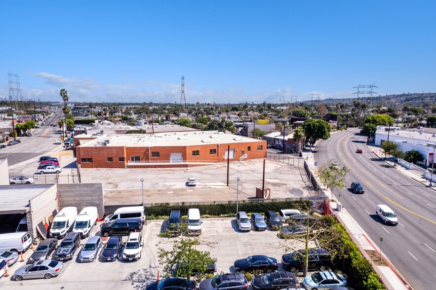 5880 Adams Blvd, Culver City, CA for lease - Aerial - Image 2 of 11