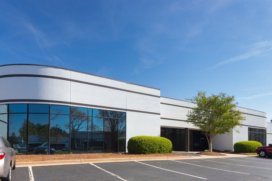 3100 Breckinridge Blvd, Duluth, GA à louer - Photo du bâtiment - Image 2 de 13