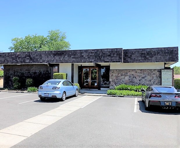 20200-20210 Redwood Rd, Castro Valley, CA for lease Building Photo- Image 1 of 6