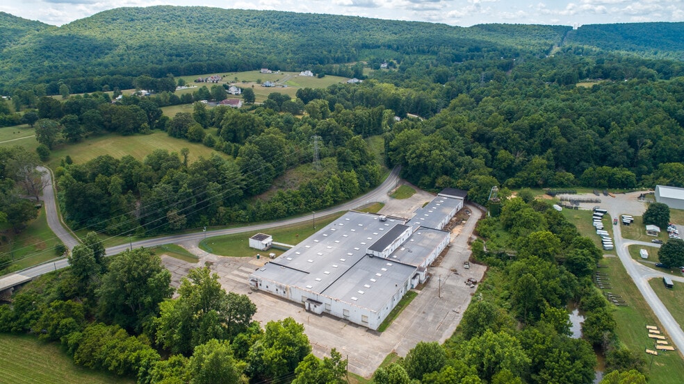 2785 Grassy Hill Rd, Rocky Mount, VA for sale - Building Photo - Image 2 of 4