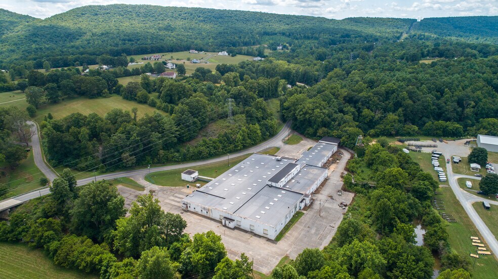 2785 Grassy Hill Rd, Rocky Mount, VA à louer - Photo du bâtiment - Image 3 de 5