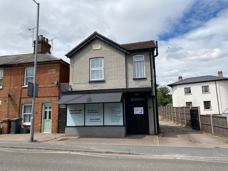 2 Beehive Ln, Chelmsford for sale - Building Photo - Image 2 of 4