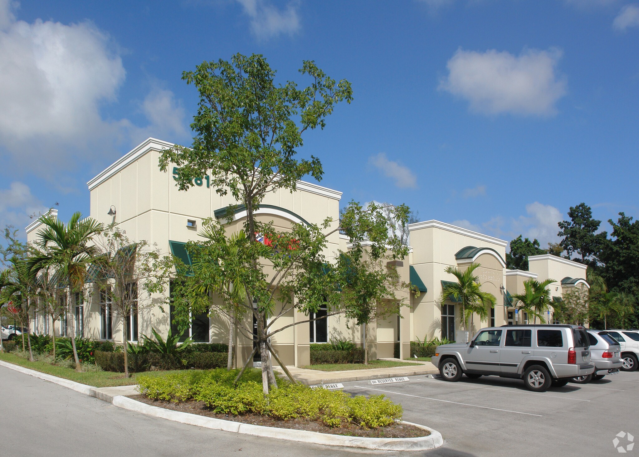 5481 Wiles Rd, Coconut Creek, FL à vendre Photo du bâtiment- Image 1 de 1